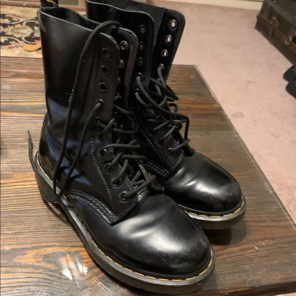 doc martin boots ladies